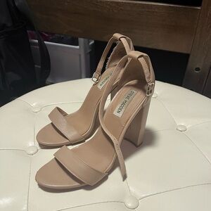 Nude Steve Madden heels